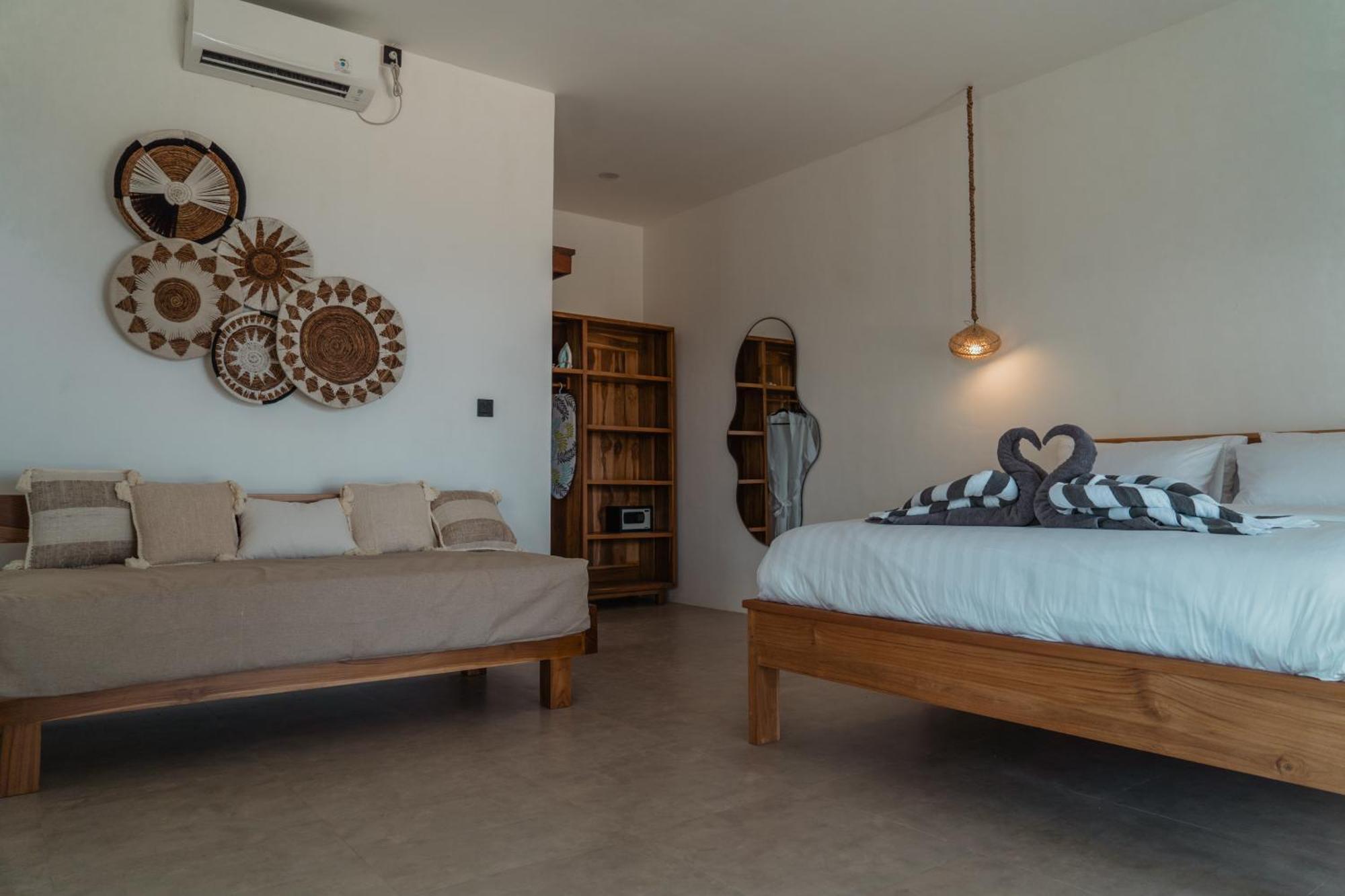 Sunscape Villa - Beachfront And Private Pool Νησιά Γκίλι Εξωτερικό φωτογραφία